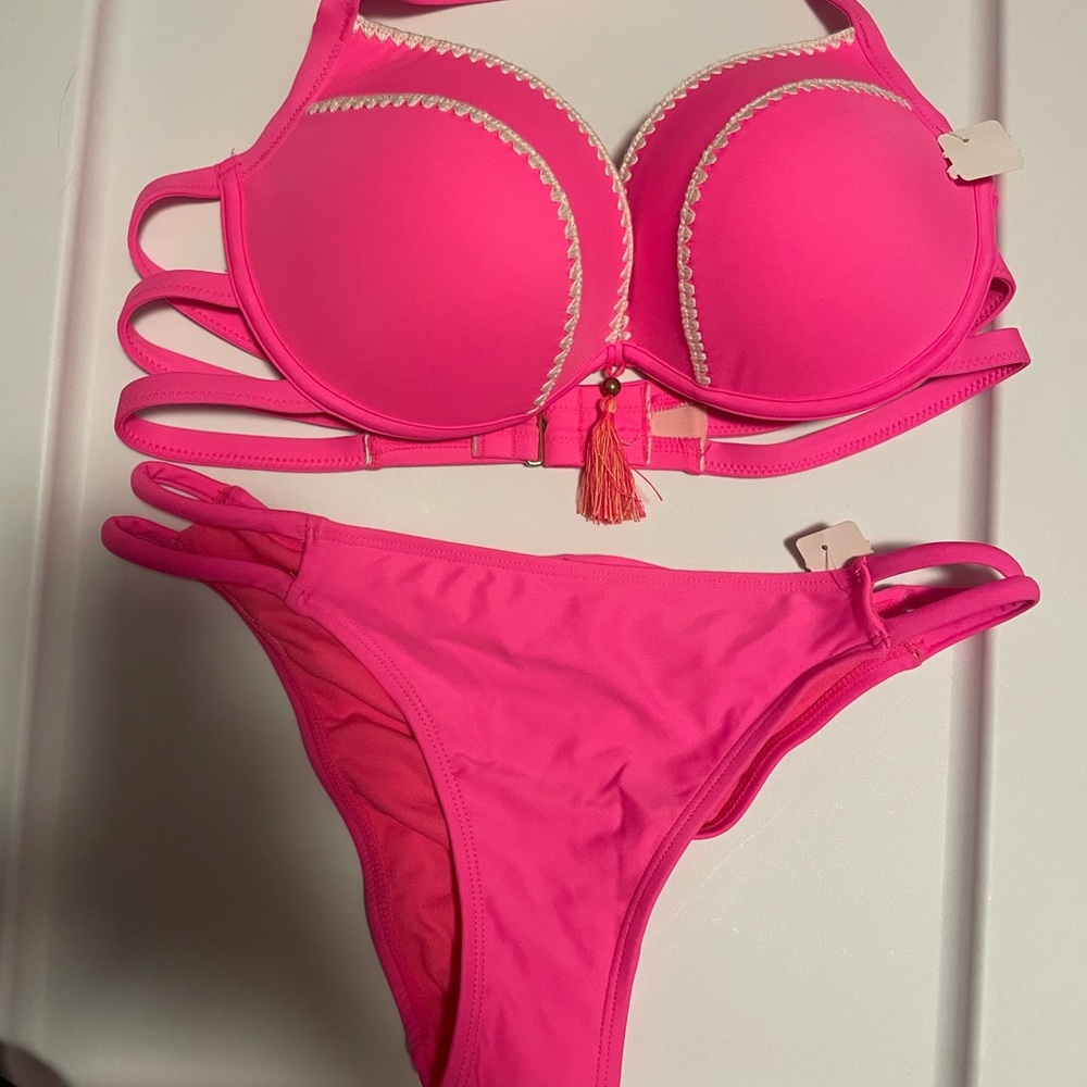 NEW Xhilaration Bright Hot Pink Bikini Two-Piece Size 36C Top & Medium Bottoms